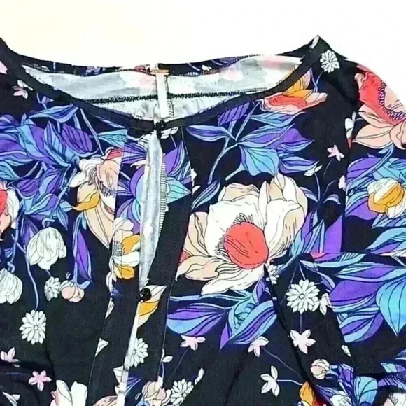 Free People Floral Top - Picture 5 of 6
